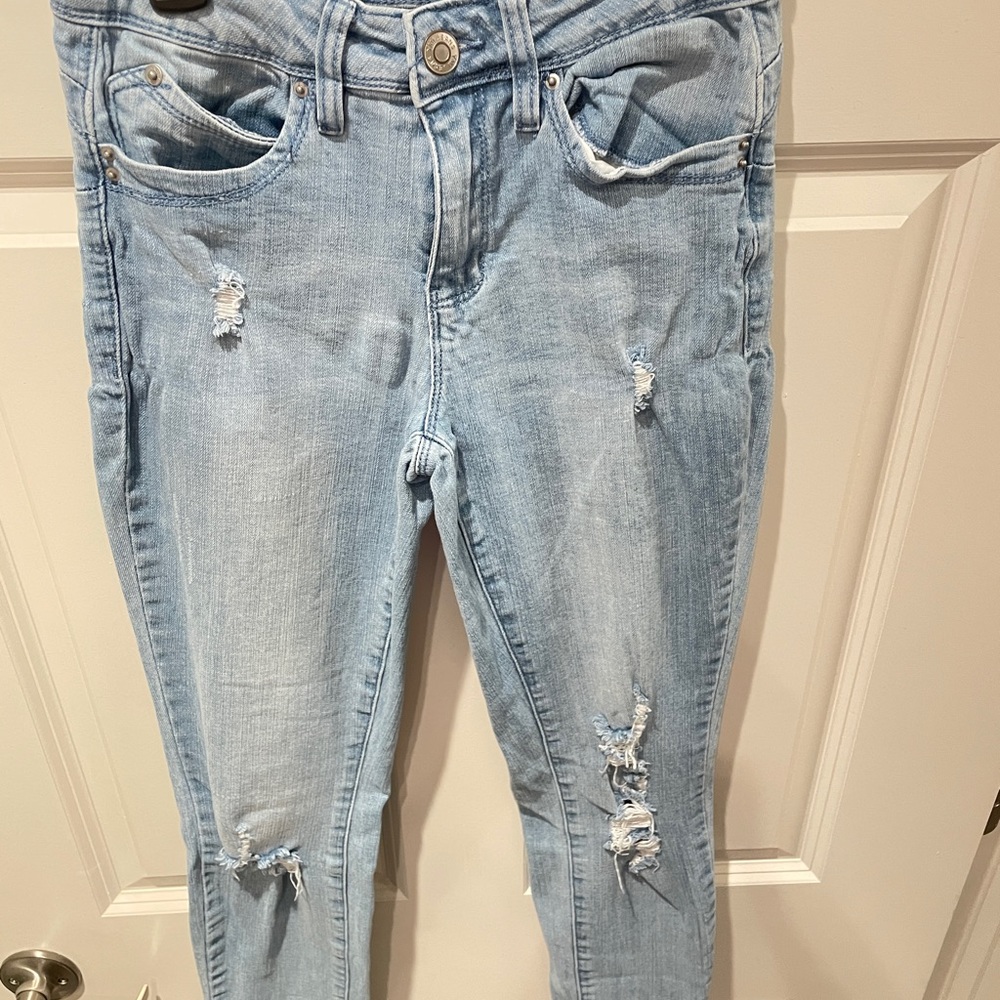 WBB Skinny Mid-Rise Jeans